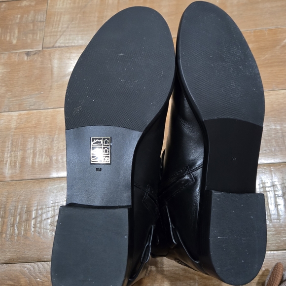 NIB Tory Burch Booties 9 - Picture 5 of 8